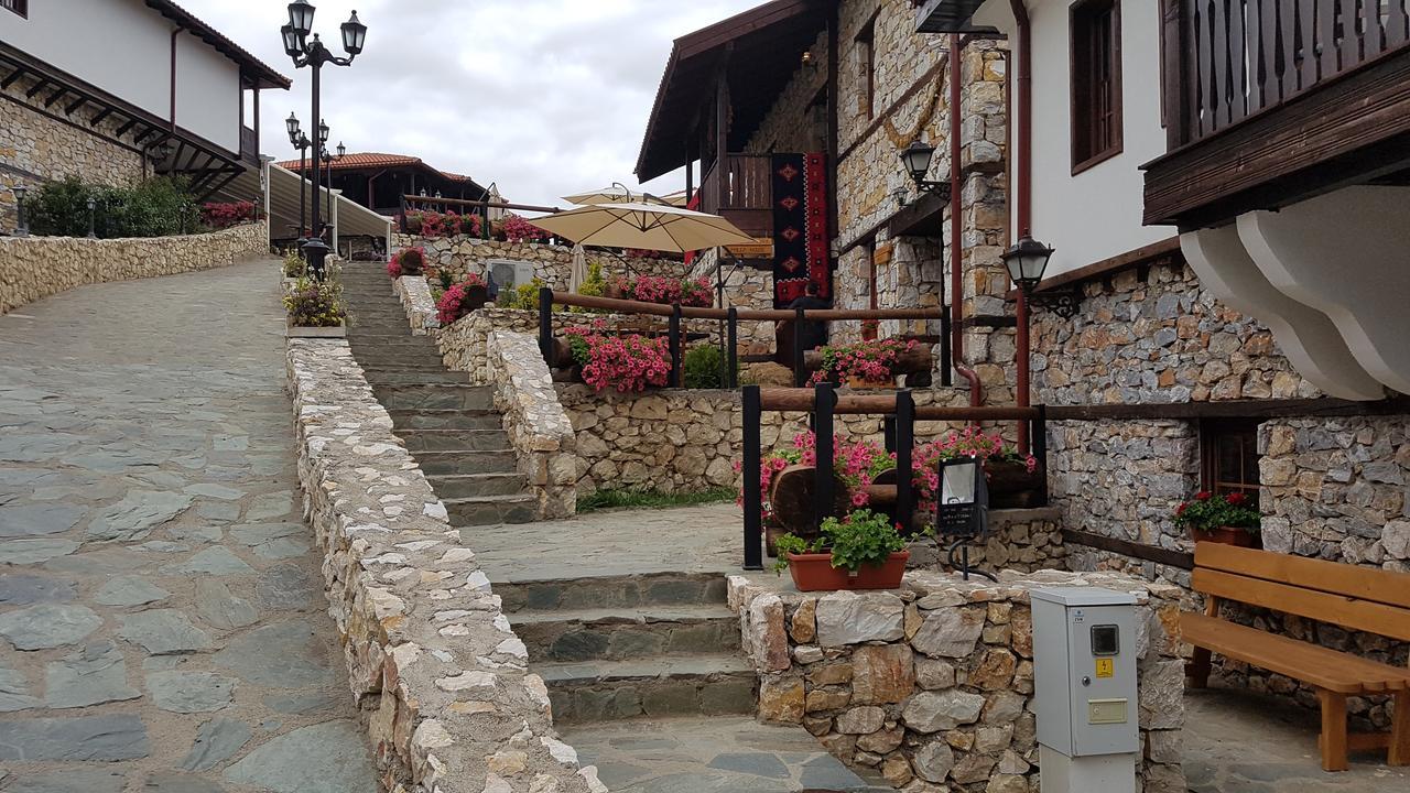 Macedonian Village Hotel & Resort Скопье Экстерьер фото