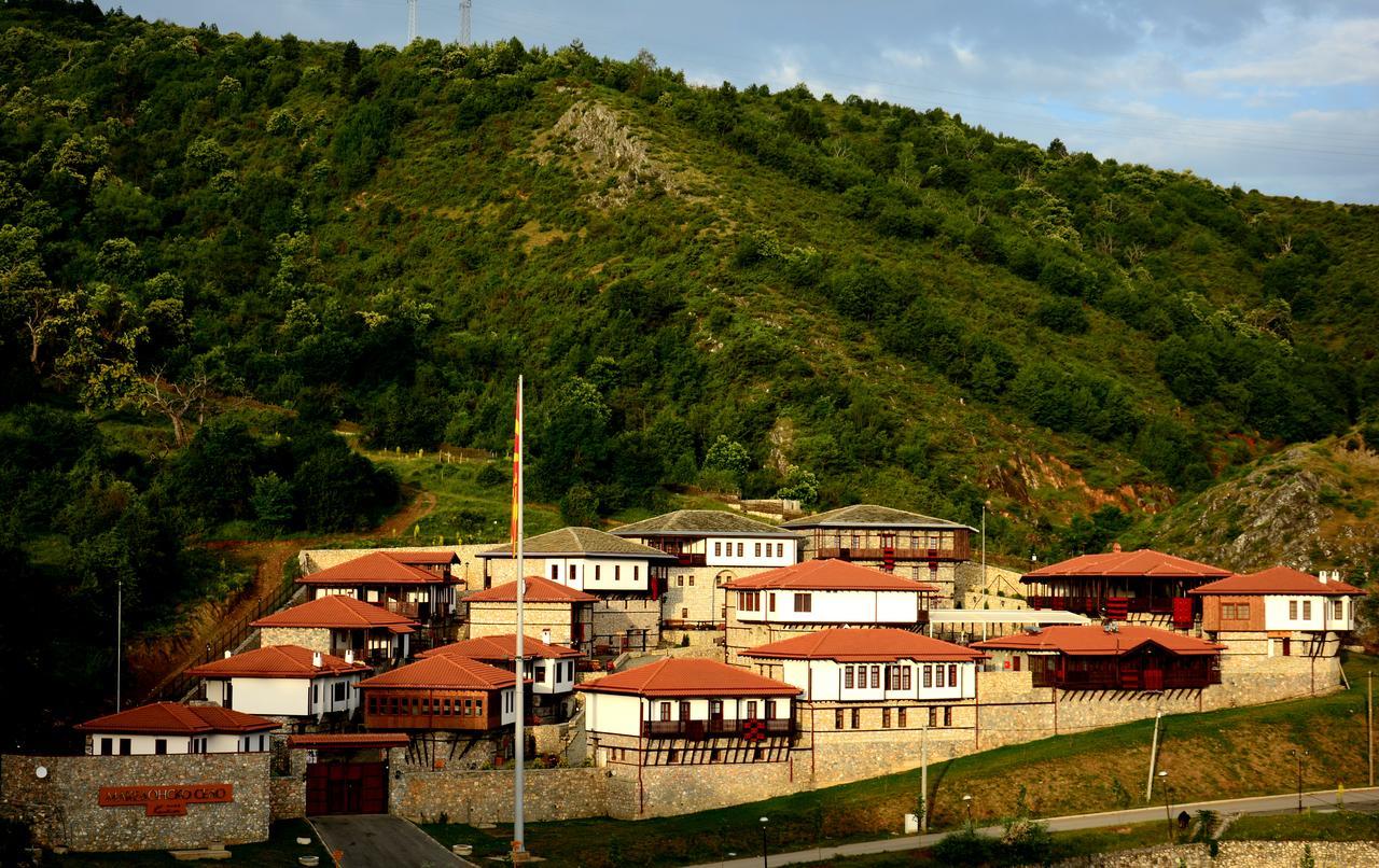 Macedonian Village Hotel & Resort Скопье Экстерьер фото