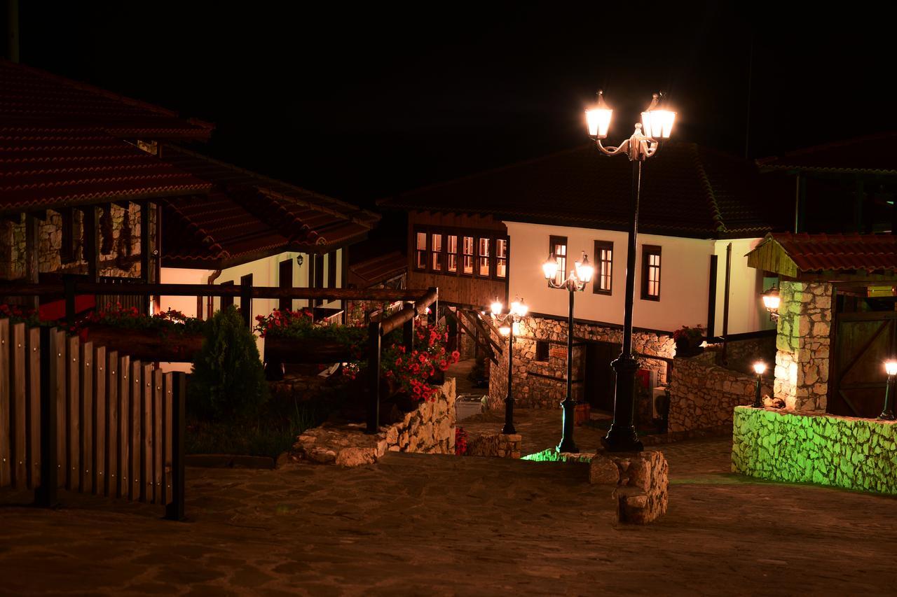 Macedonian Village Hotel & Resort Скопье Экстерьер фото