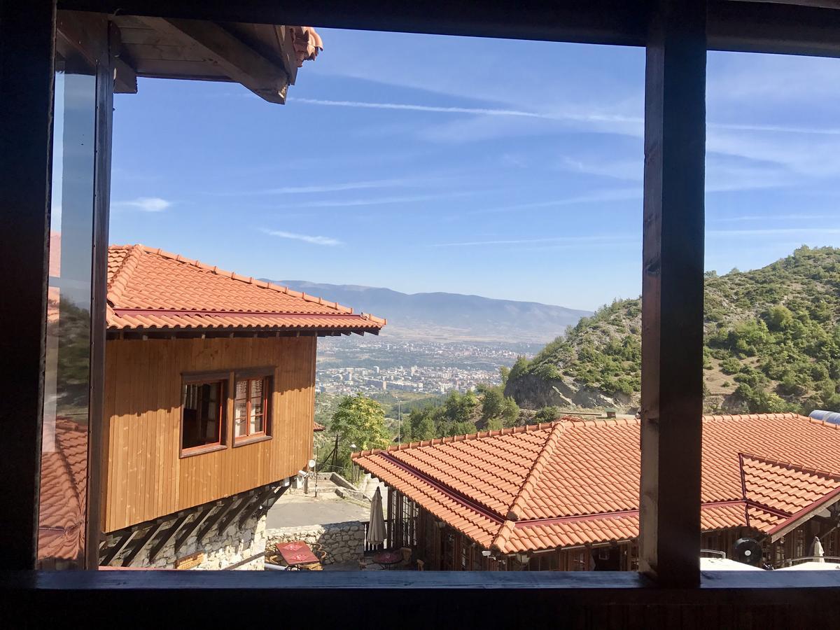 Macedonian Village Hotel & Resort Скопье Экстерьер фото