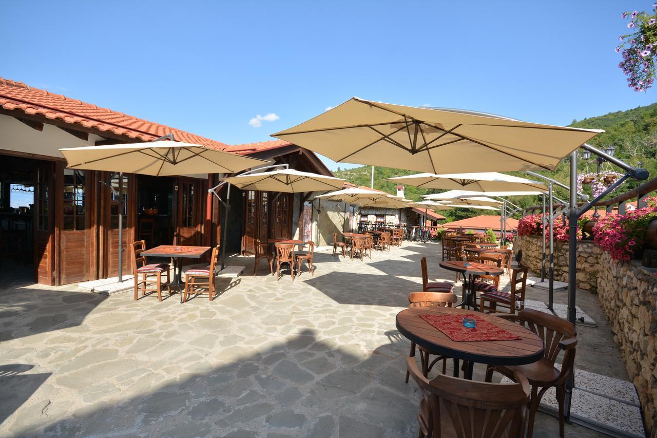 Macedonian Village Hotel & Resort Скопье Экстерьер фото